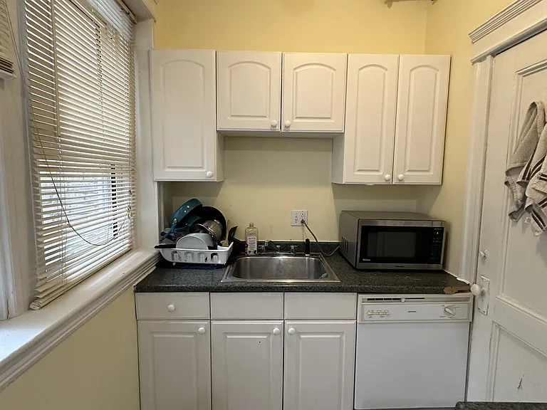 1637 Commonwealth Ave #1D — Photo 4