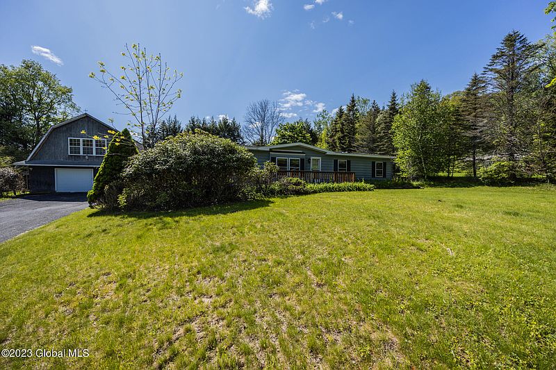 3rd image of 363 Madden Road