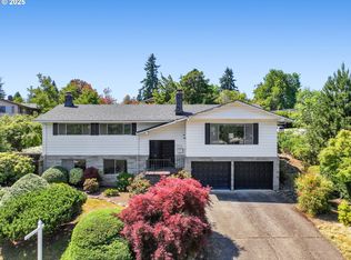 17435 Crownview Dr, Gladstone, OR