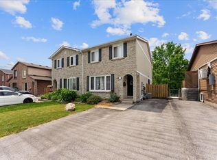 134 Londonderry St, Oshawa, ON L1J 6Z3