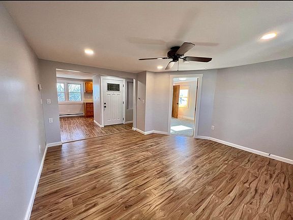 2nd image of 129 Friend St #1-3