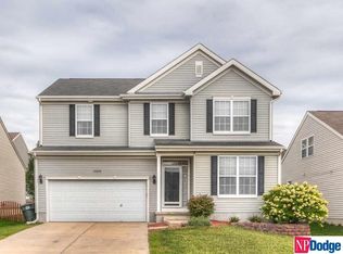 14806 Grebe St, Bennington, NE 68007