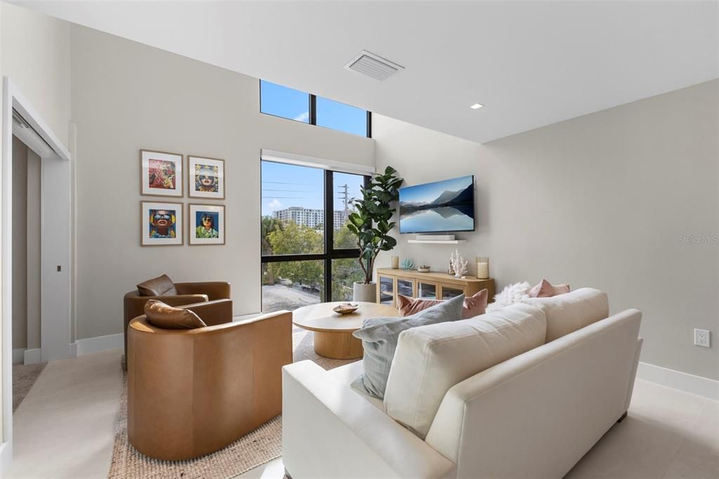 1558 4th St #212, Sarasota, FL - View 2