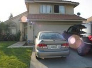 724 Woodcrest St, Bloomington, CA 92316