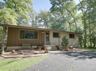 2858 Church St, Cottage Grove, WI 53527