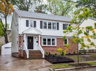 209R 6th St, Providence, RI 02906