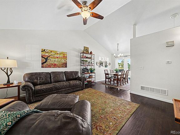 3rd image of 3232 Borrossa Street