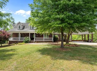 1852 Gwyn Rd, Burlington, NC 27217