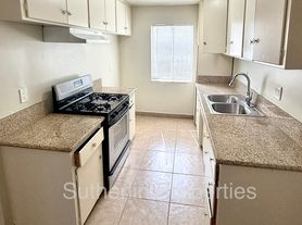 129 S. Violet Ave.