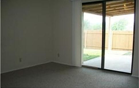 5th image of 505 Avenue B