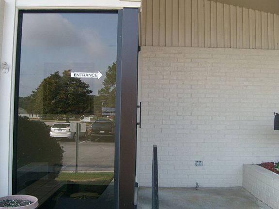 5th image of 3132 Sunset Ave