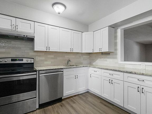 5th image of 607 Bromley Est