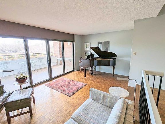 5th image of 965 Inverhouse Dr #311
