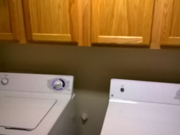 4th image of 409 N Lee Ave