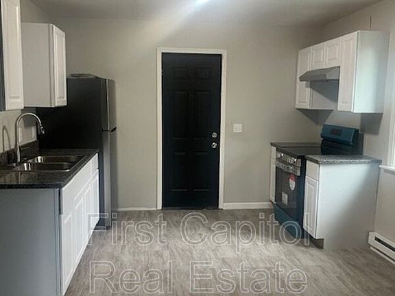 3rd image of 2117 Walnut St Floor 2