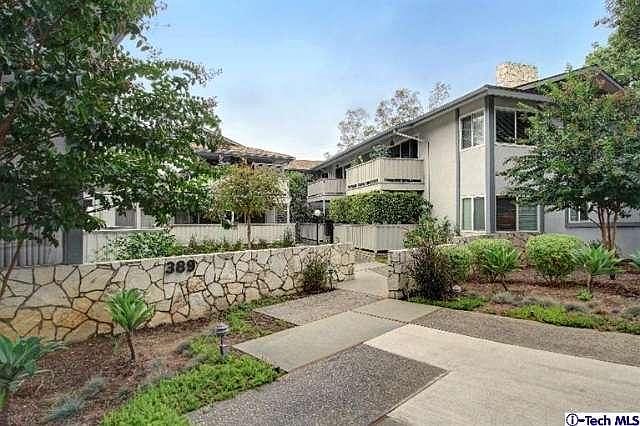 1st image of 389 Cliff Dr APT 11