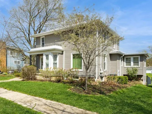 308 E 9th St, Tipton, IA 52772