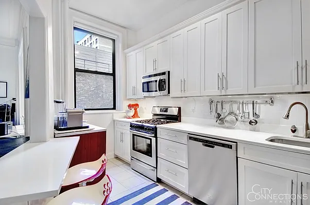 Rented by City Connections Realty | media 23