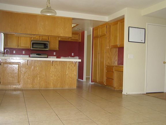 4th image of 12632 Blazing Star Ln