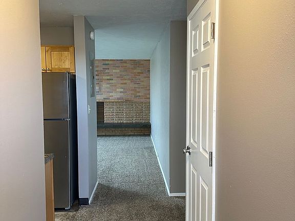 3rd image of 160 Van Giesen St APT 301