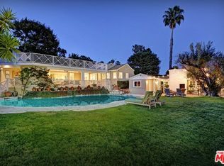 200 Bentley Cir, Los Angeles, CA 90049