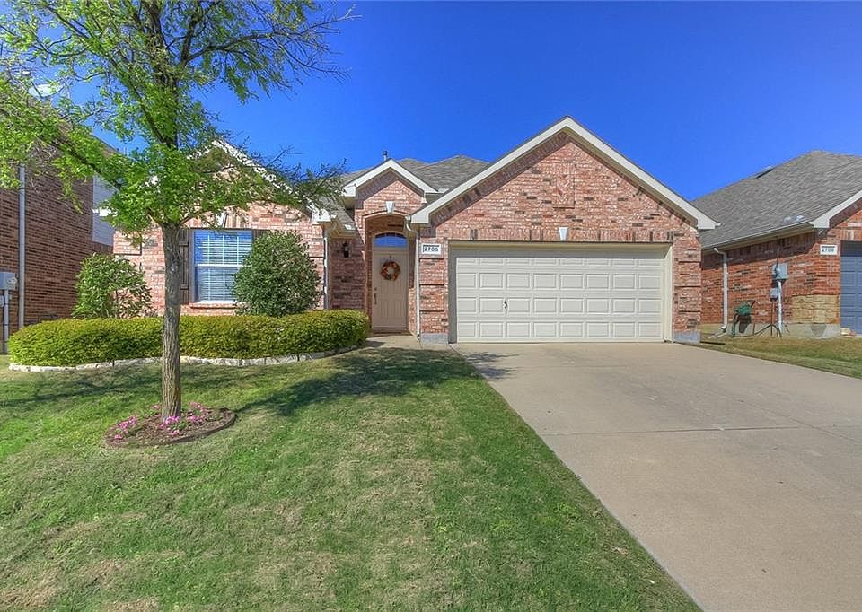 1st image of 2705 Calmwater Dr