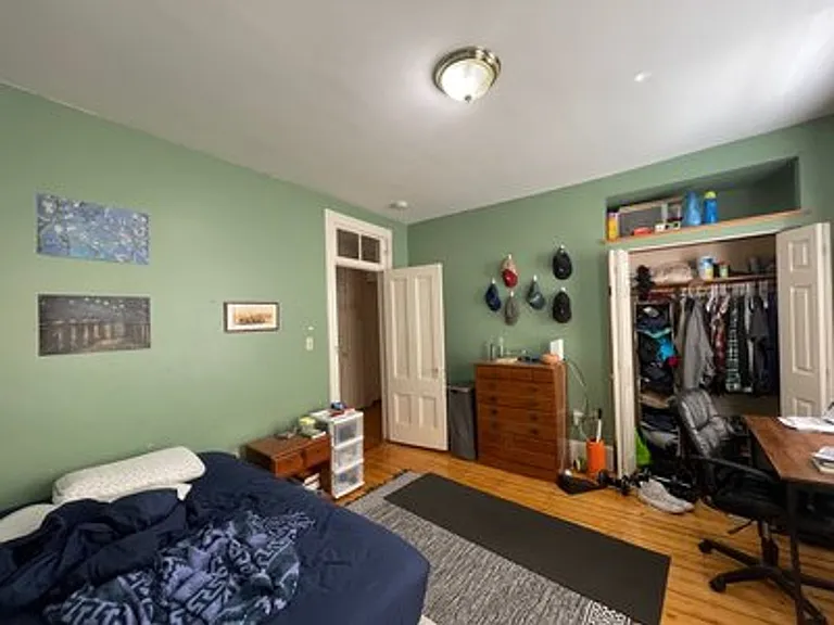 28 Quint Ave #21 — Photo 12