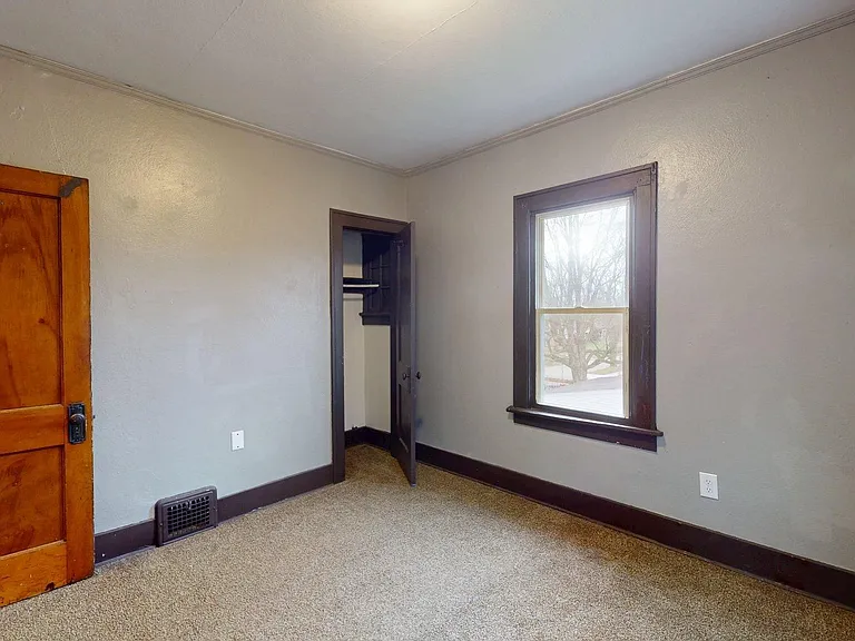 236 Watson St — Photo 21