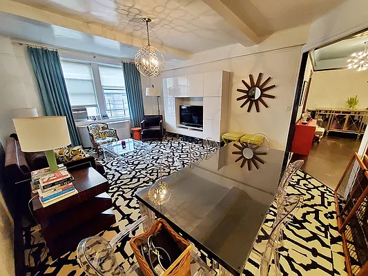 Rented by Rachel Realty | media 1