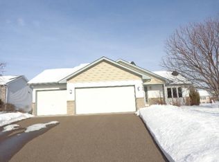 5342 89th Crescent Cir N, Brooklyn Park, MN 55443