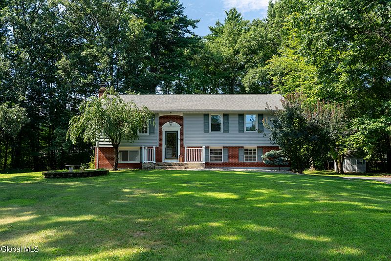 2nd image of 24 Garden Drive