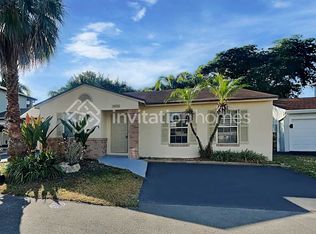 14056 Langley Pl, Fort Lauderdale, FL 33325