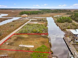 29 & 30 Saint Ann Dr, Bay Saint Louis, MS 39520