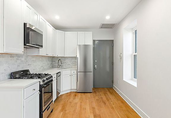4th image of 6727 14th Ave #2F