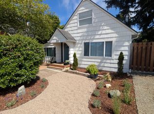 (Undisclosed Address), Lincoln City, OR 97367