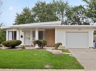 346 Sauk Trl, Park Forest, IL