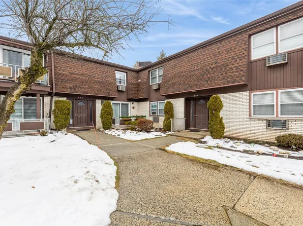 6 Church Lane #K, Valley Cottage, NY 10989