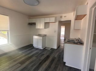 1840 1/2 N Saint Clair St, Racine, WI 53402