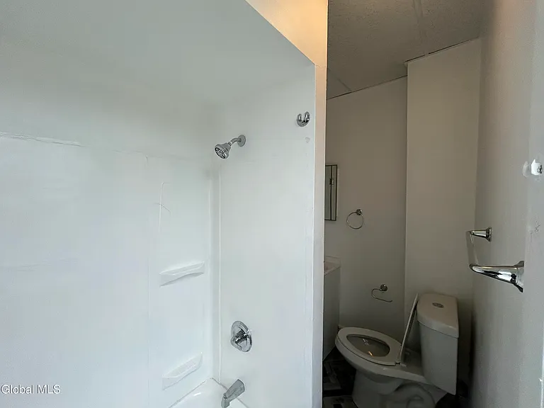 663 2nd Ave #2S — Photo 7
