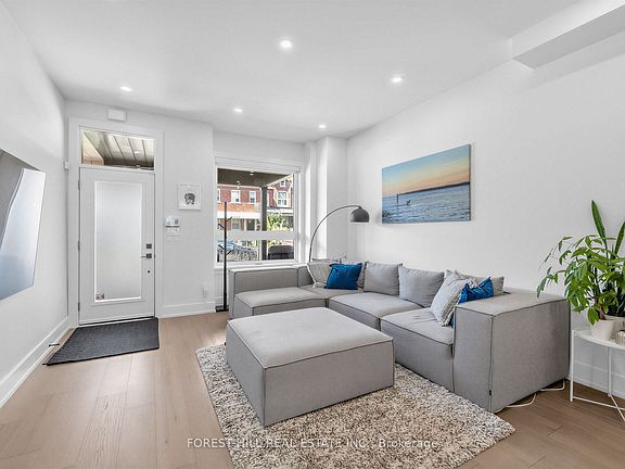4th image of 87 Palmerston Ave