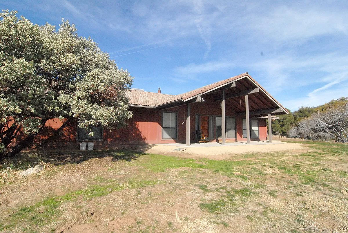 47030 Dunlap Rd photo 1