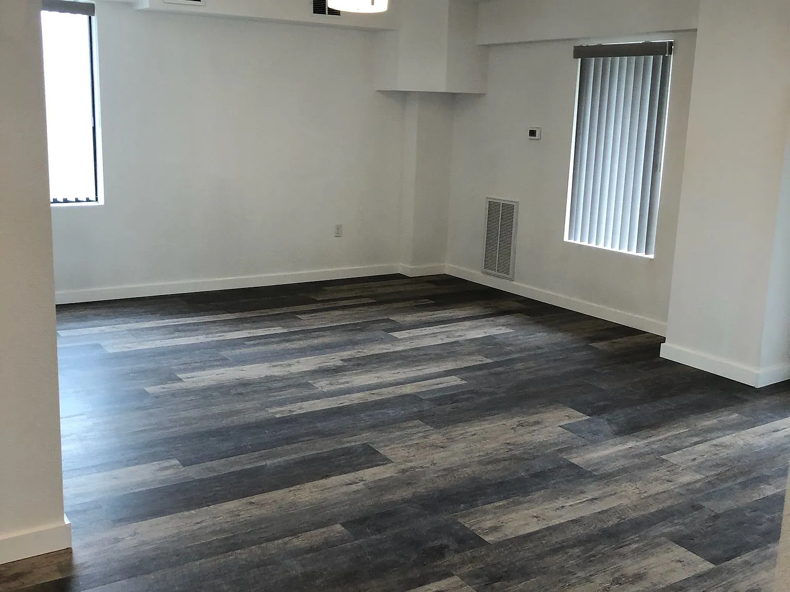1 bed, 700 sqft, $1,399 — Photo 3