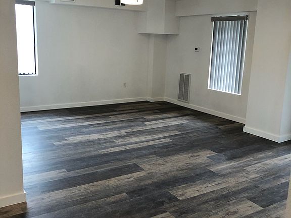 3rd image of 325 13th St NE Suite 406
