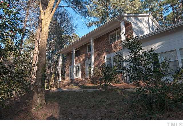 1st image of 1810 S Lakeshore Dr