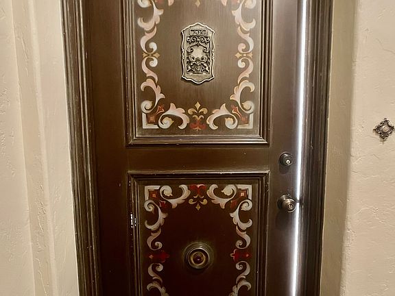 4th image of 2290 N Point St #205