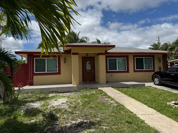 3591 Orange St, Lake Worth, FL 33462