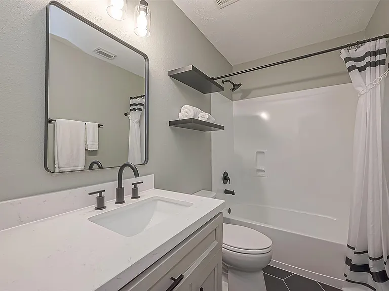2 Garden Lodge Pl — Photo 23