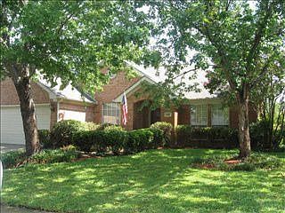 1st image of 612 Monterey Dr