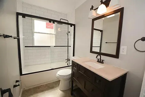E Circle Dr — Photo 6