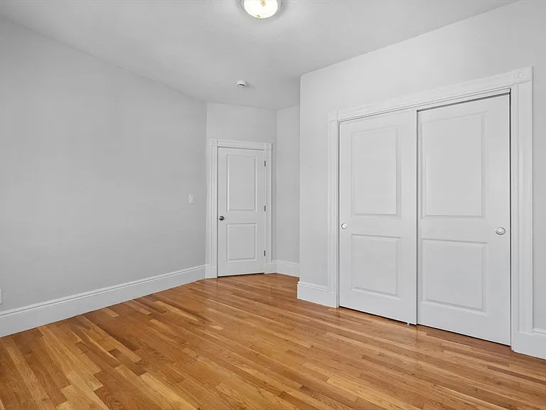 67 Romsey St #2 — Photo 15